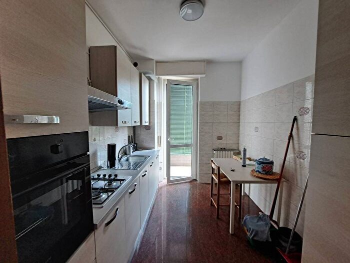 Appartamento bilocale in affitto in Via Rombon, Quartiere Feltre, Milano