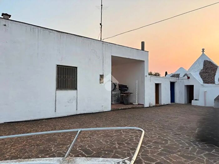 Casa con 6 locali in vendita in Strada San Cataldo, Martina Franca