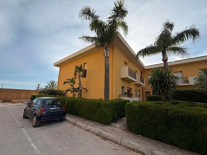Casa con 8 locali in vendita in Via Mario Fani, Mazara Del Vallo