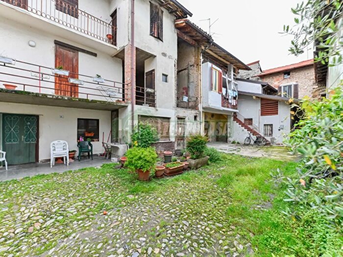 Case in Vendita e in Affitto - 2