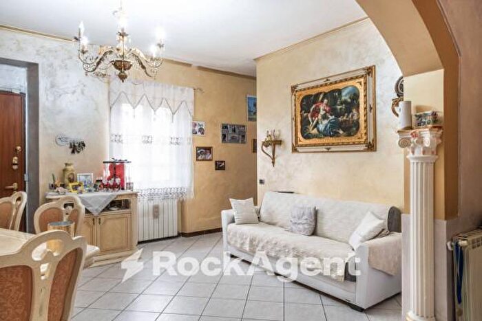 Casa trilocale in vendita in Via Molino dAgogna, Galliavola