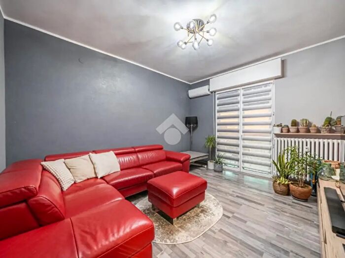 Appartamento trilocale in vendita in Via Giacomo Puccini, Reggio Emilia