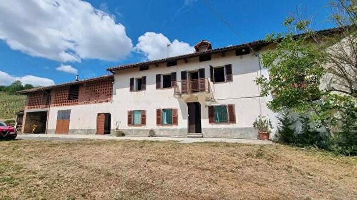 Casa monolocale in vendita in Strada Bricco, Nizza Monferrato
