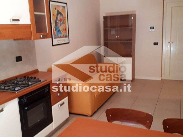 Appartamento bilocale in affitto in Semicentro, Crema
