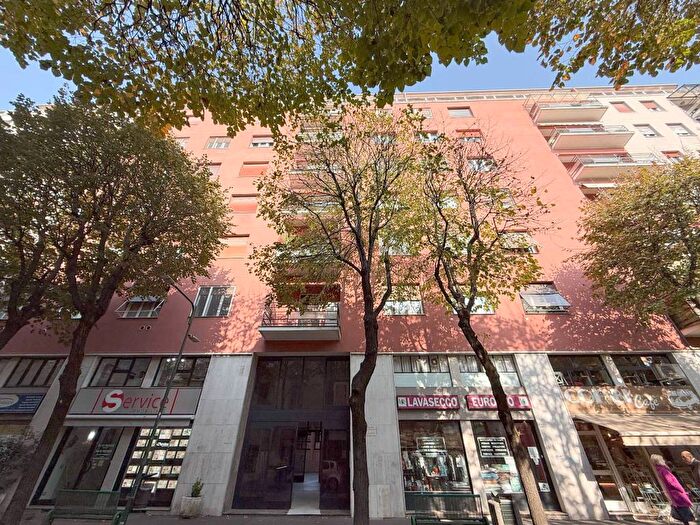 Appartamento bilocale in affitto in Via Giuseppe Rovani, Rondò Torretta, Sesto San Giovanni
