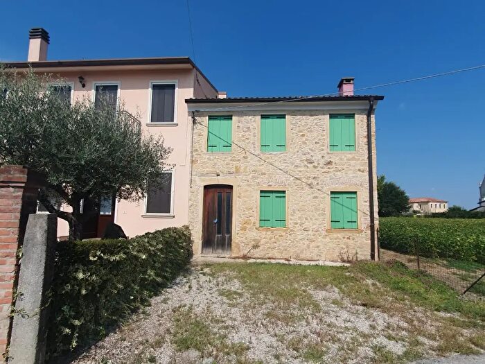 Casa trilocale in vendita in Via Cazzola, Nanto