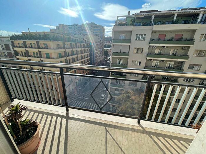 Appartamento quadrilocale in affitto in Via Dante Alighieri, San Benedetto, Cagliari