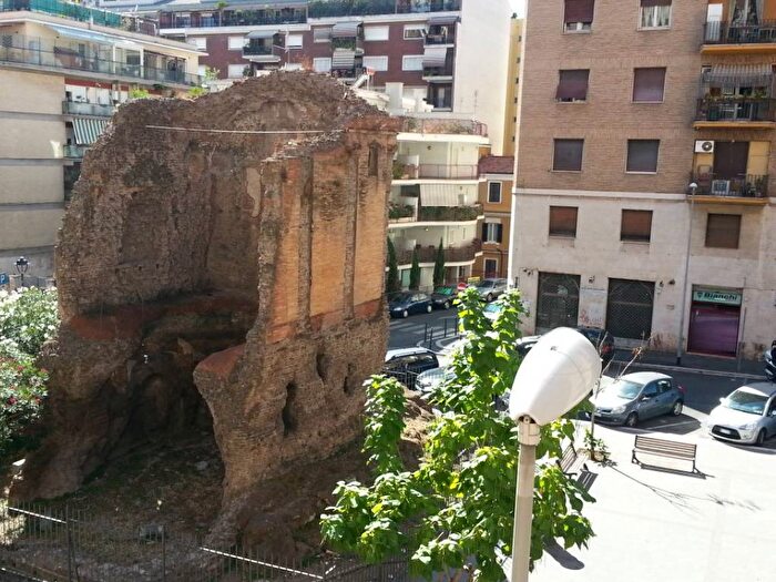 Appartamento monolocale in affitto in Via Scirè, Salario Trieste, Roma