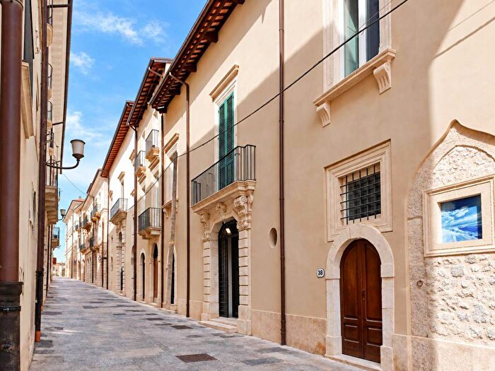 Appartamento quadrilocale in affitto in Via Cimino, Villa Comunale, L'Aquila