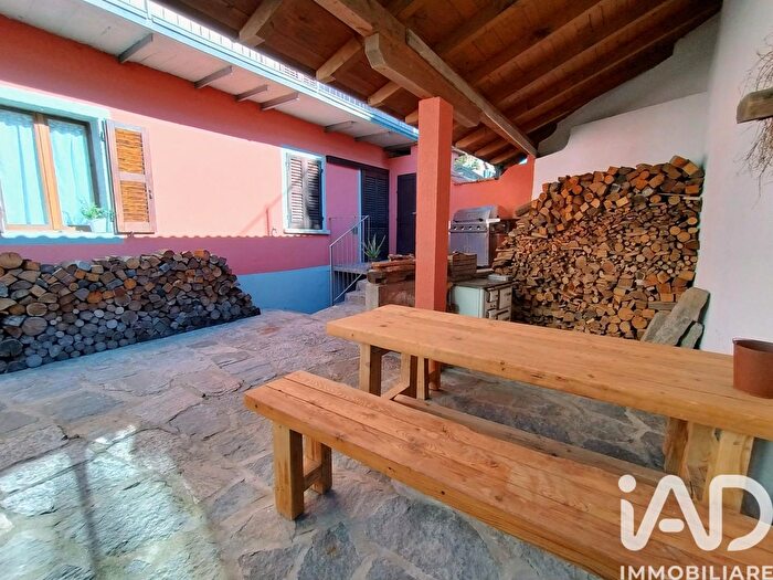 Appartamento con 7 locali in vendita in Via Assunta, Miazzina