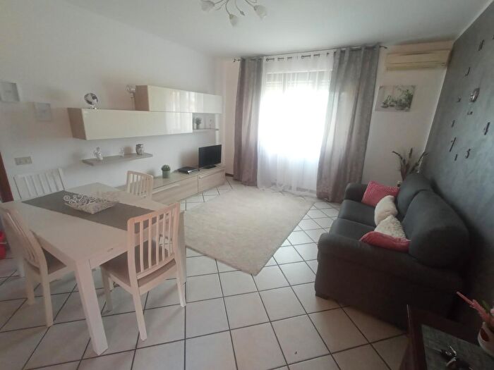 Appartamento con 5 locali in vendita in Castelfranco Di Sotto