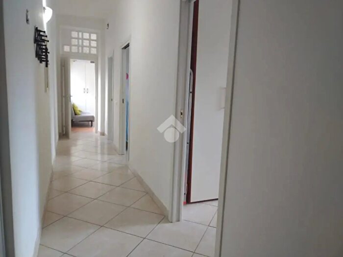 Appartamento trilocale in vendita in Viale Pietro Fedele, Minturno