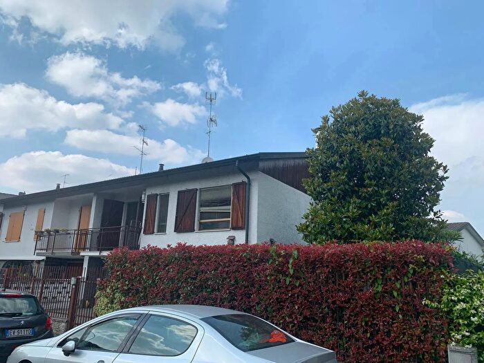 Casa con 5 locali in vendita in Via Gorki, San Giuliano Milanese