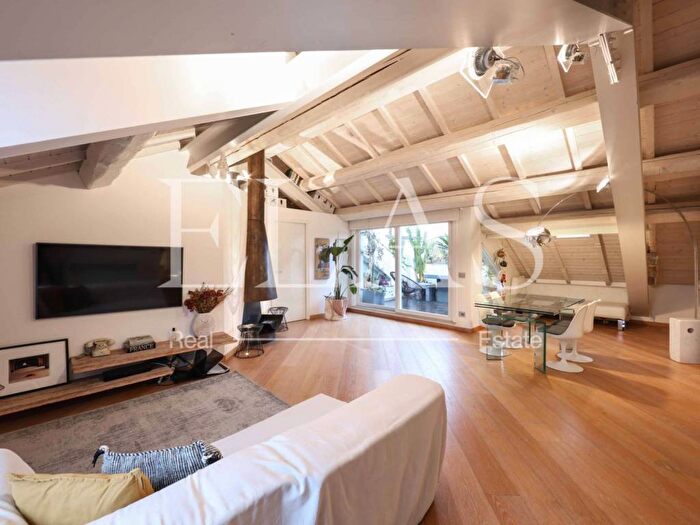 Casa bilocale in affitto in Foro Buonaparte, Cadorna Castello, Milano