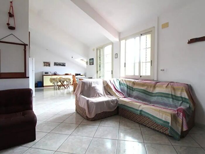 Appartamento quadrilocale in vendita in Corso Umberto I°, Campo Calabro