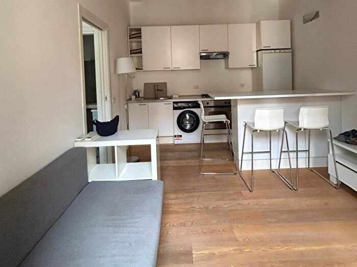 Appartamento bilocale in affitto in Barona, Milano