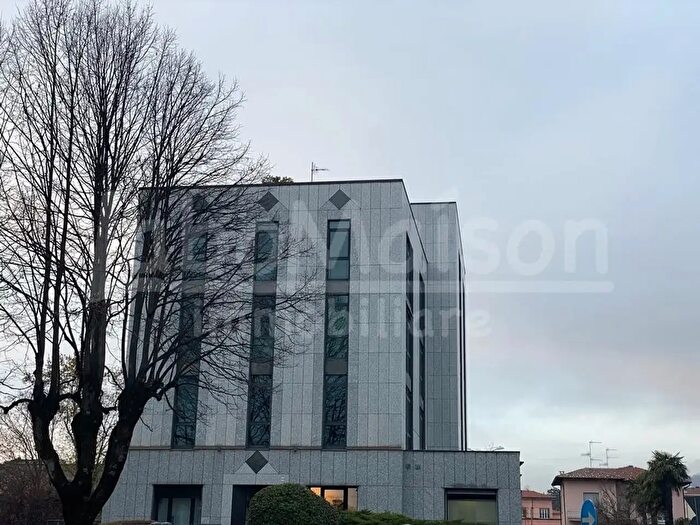 Casa bilocale in affitto in Viale Ticino, Gavirate