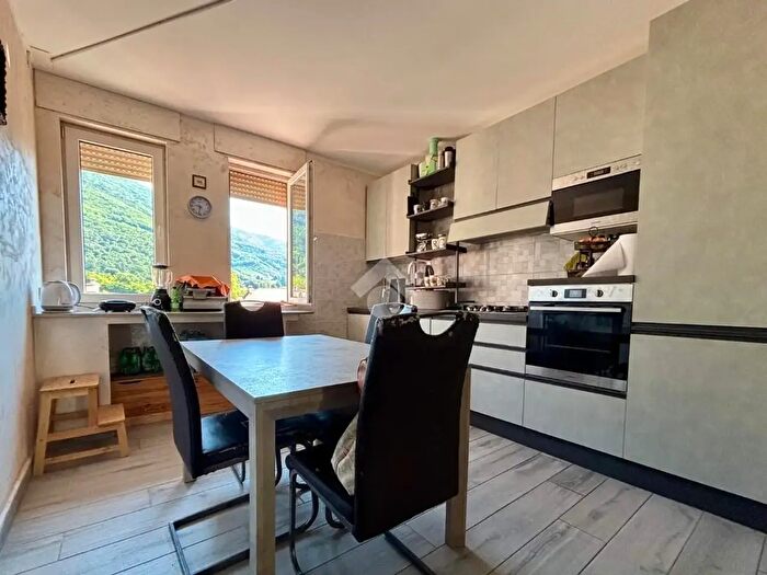 Appartamento quadrilocale in vendita in San Venanzio Fortunato, Valdobbiadene