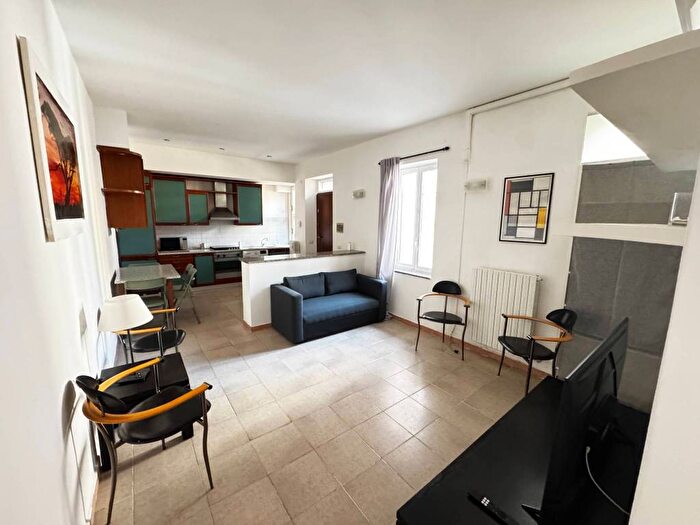 Appartamento bilocale in affitto in Viale Gabriele D'Annunzio, Corso Genova, Milano