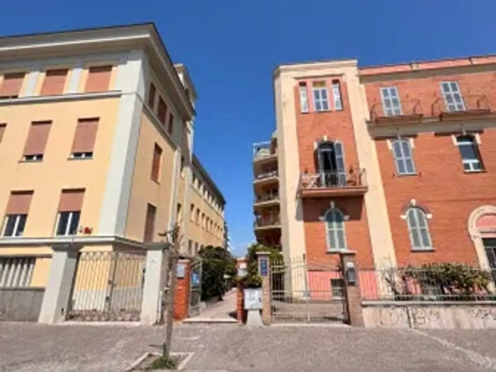 Appartamento trilocale in vendita in Viale Giacomo Matteotti, Nettuno