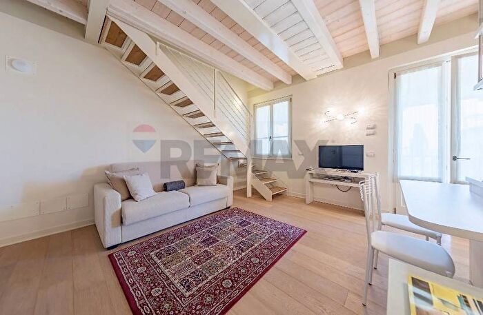 Appartamento bilocale in affitto in Affitto vacanze GOLF SAN VIGILIO, Pozzolengo