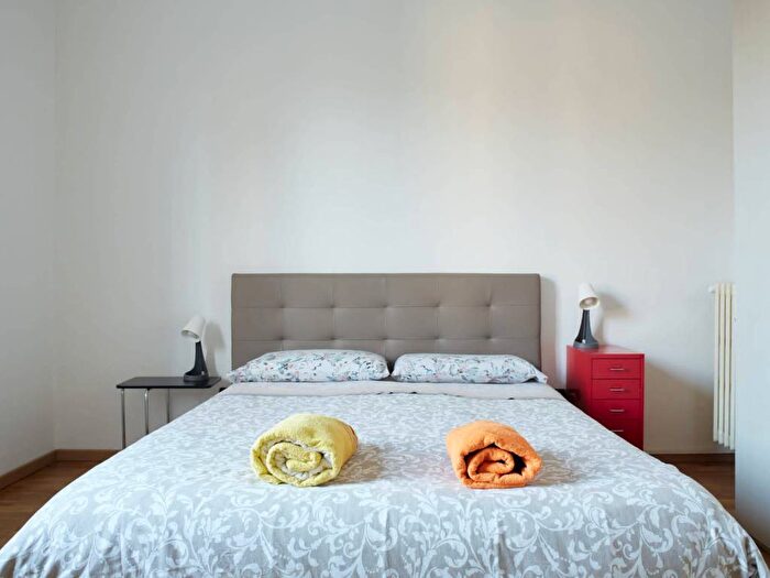 Appartamento bilocale in affitto in Via Conte Verde, Dergano, Milano