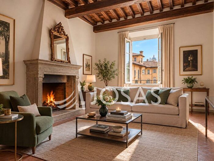 Appartamento bilocale in vendita in Vicolo della Volpe, Piazza Navona, Roma