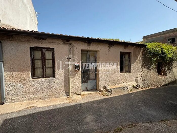 Casa trilocale in vendita in Località Massa San Giorgio, Messina