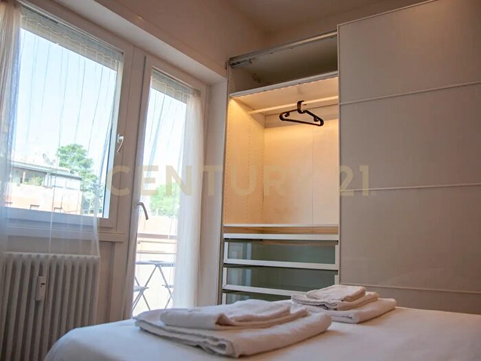 Appartamento trilocale in affitto in Via Montecristo, Roma