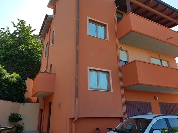 Casa con 15 locali in vendita in Via della Libertà, Spoltore