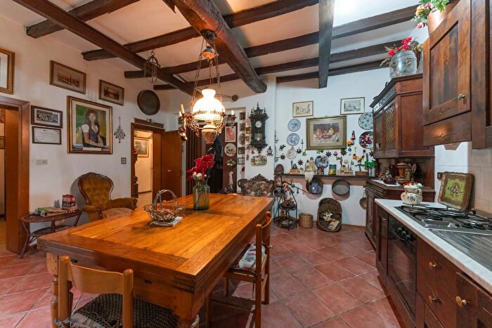 Casa con 9 locali in vendita in Via Nazionale, Malalbergo