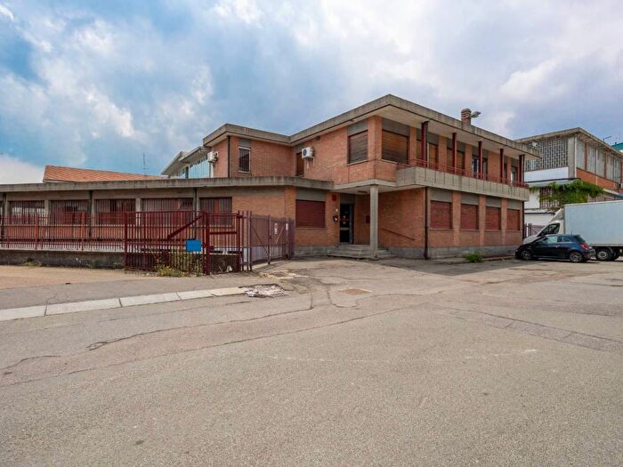 Casa in affitto in Via Poliziano, Regio Parco, Torino