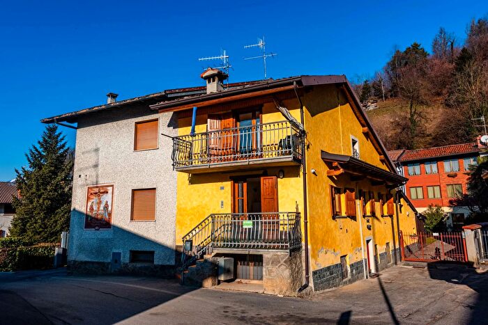 Appartamento quadrilocale in vendita in Via Danghelo, Onore