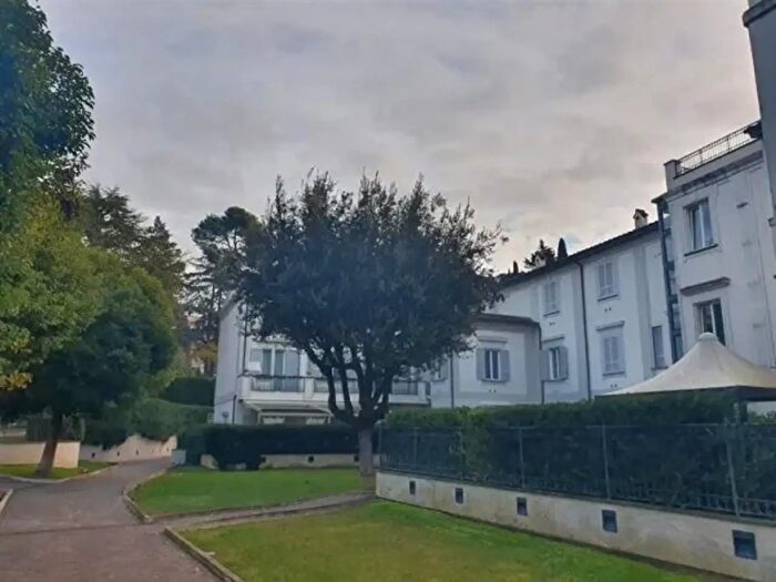 Appartamento con 6 locali in vendita in Via della Camilluccia, Roma