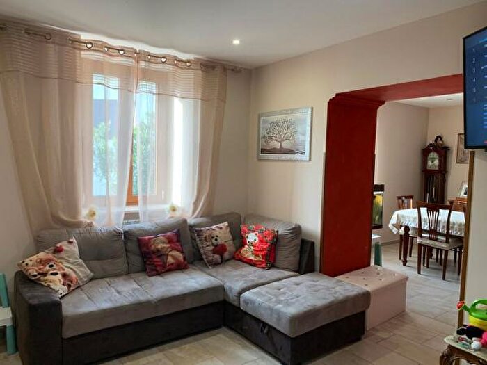 Casa con 6 locali in vendita in Via Macchie, Arpino