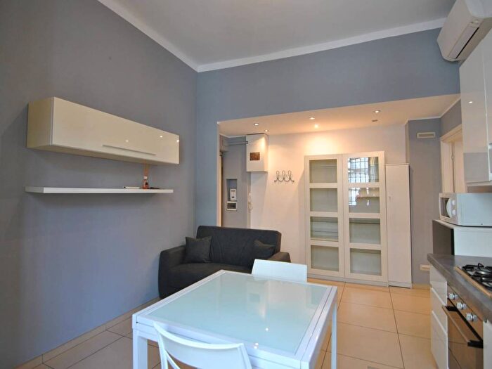 Appartamento bilocale in affitto in Via Garian, Washington, Milano