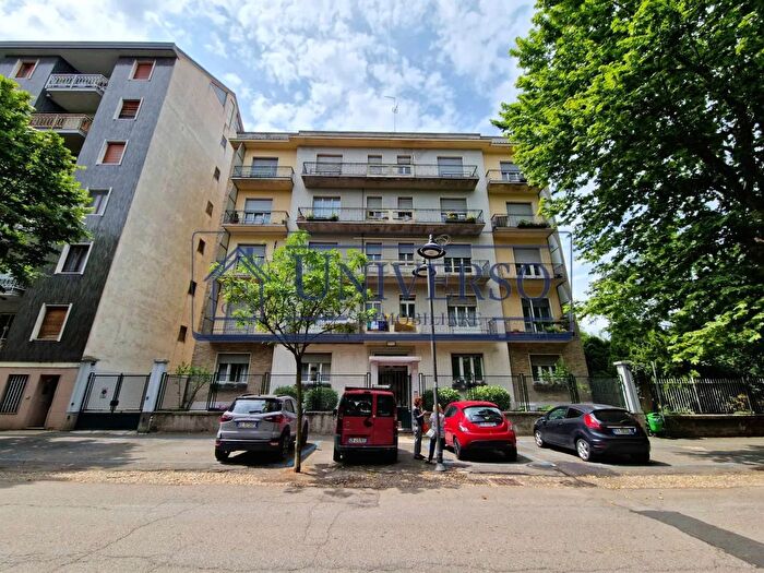 Appartamento trilocale in affitto in Viale Karl MarxVoghera, Voghera