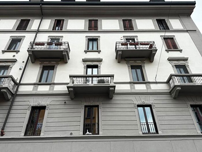 Appartamento bilocale in affitto in Via Macedonio Melloni, Piave Tricolore, Milano