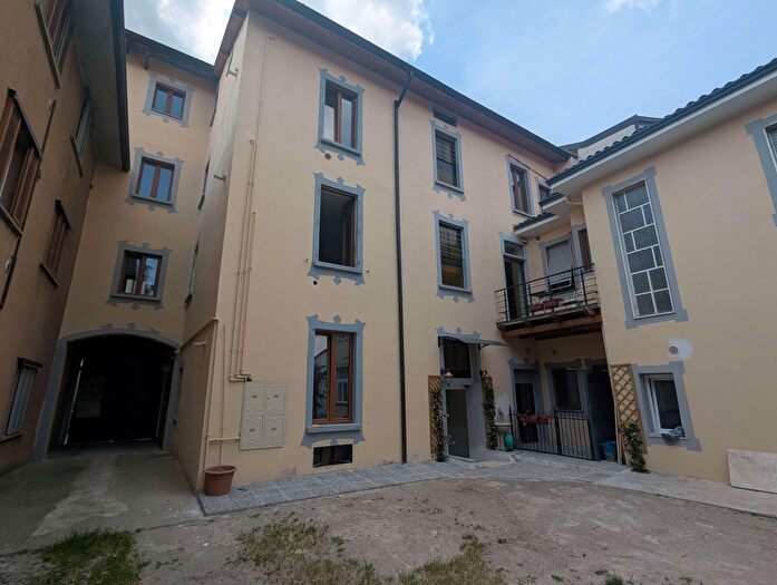 Appartamento trilocale in vendita in Via Ceresoli, Capriate San Gervasio