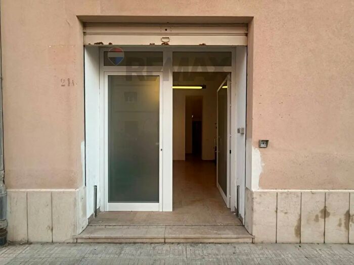 Appartamento trilocale in vendita in Via Funai, Trapani