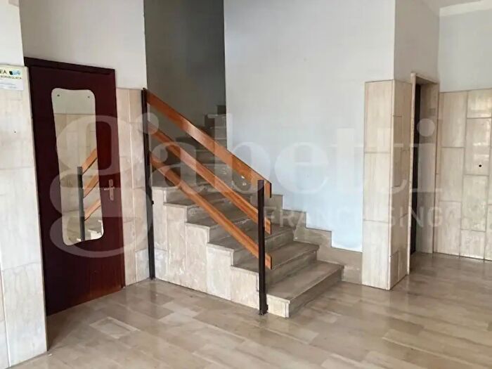 Appartamento con 5 locali in vendita in Via Chimienti, Brindisi