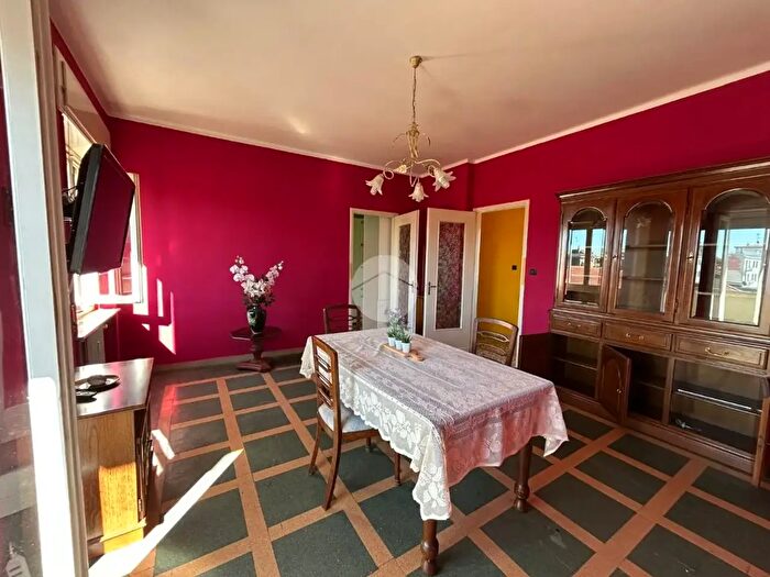 Appartamento trilocale in affitto in Via Lega Lombarda, Valenza