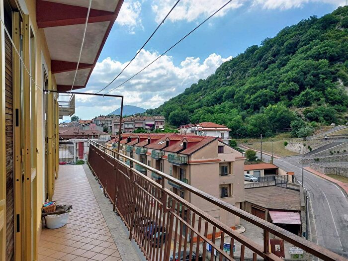 Appartamento quadrilocale in vendita in Giffoni Valle Piana