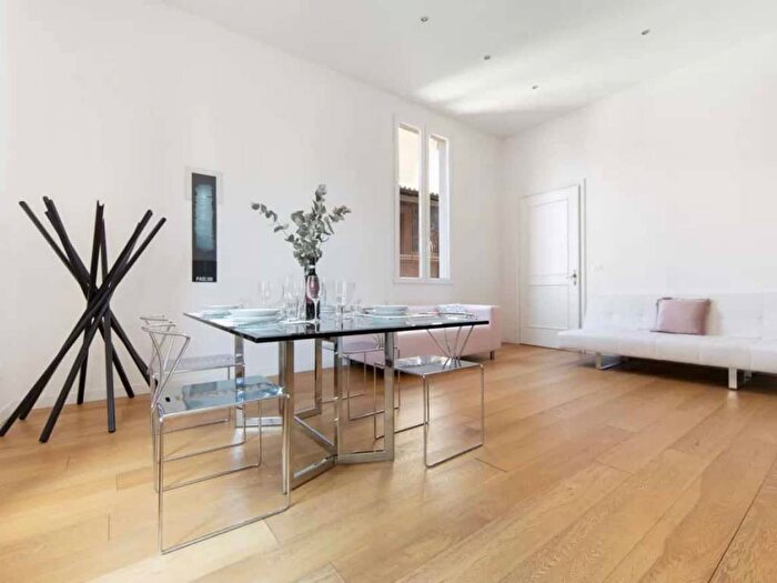 Appartamento quadrilocale in affitto in Via Cesare Battisti, Centro Storico, Bologna