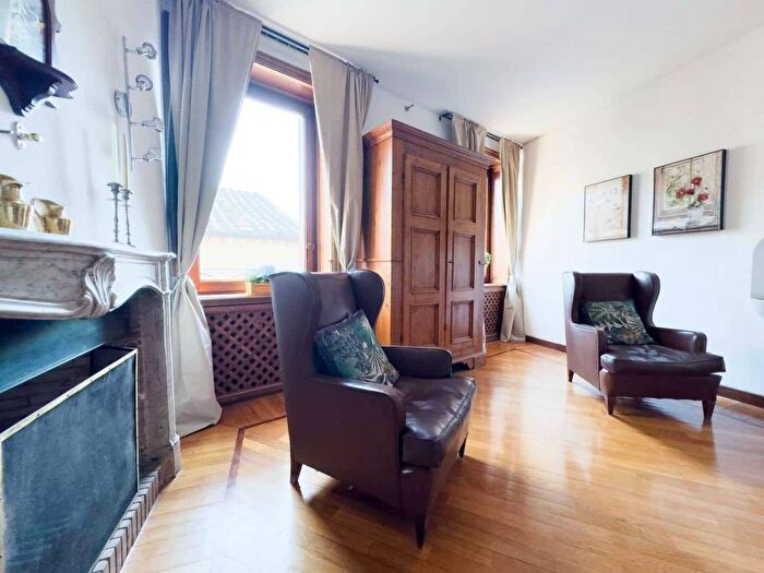 Appartamento bilocale in affitto in Via Giulia, Roma