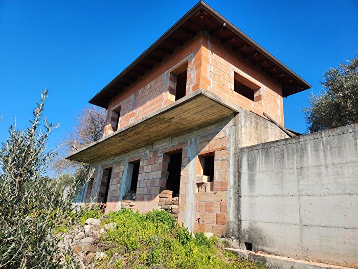Casa trilocale in vendita in Via Costantino Caminada, Ferentino