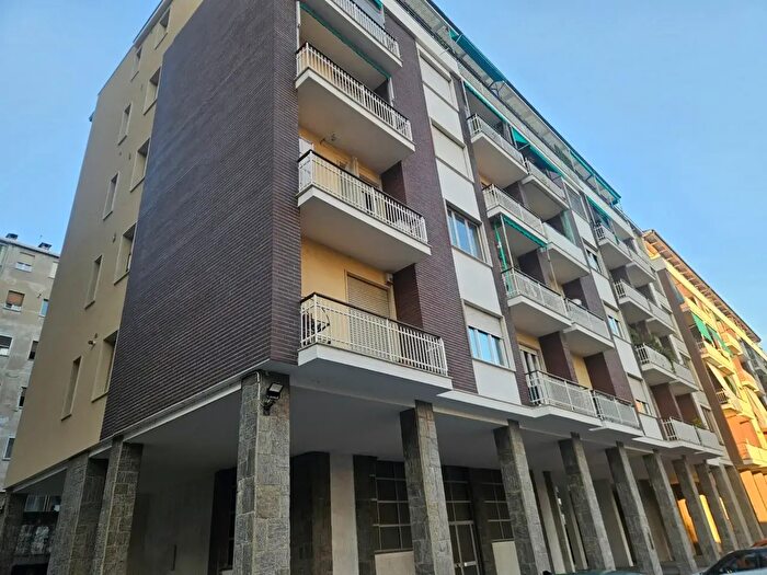 Appartamento con 5 locali in vendita in Via Guido Reni, Torino