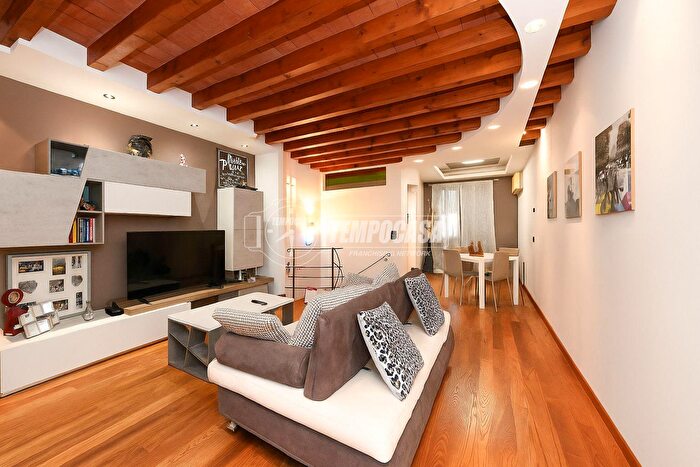 Appartamento trilocale in vendita in Via Serello, Polpenazze