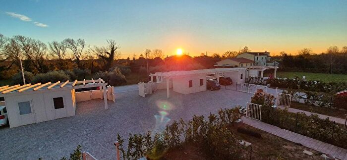 Casa con 5 locali in vendita in Calcinaia