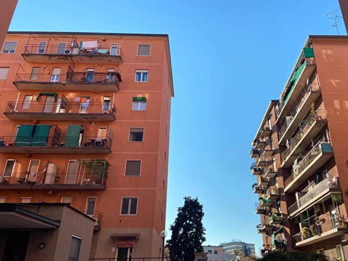 Appartamento bilocale in affitto in Via Giuseppe Ripamonti, Vigentino Fatima, Milano